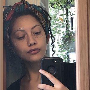 Meet your Posher, Mara